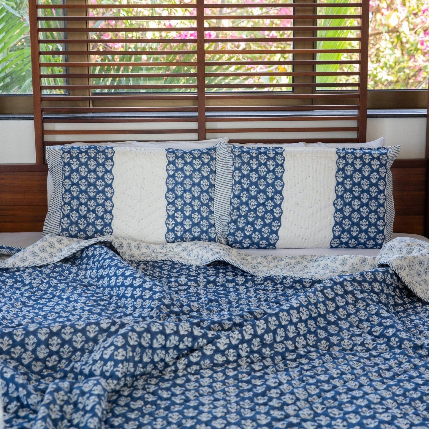 Indigo Harmony Handmade Kantha Stitch Queen Quilt Set