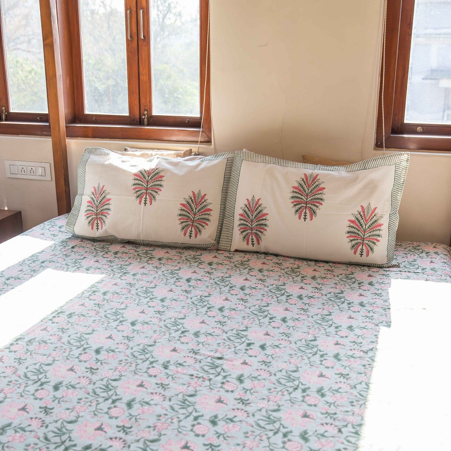 Traditional Green and Pink Pastel Phool Jaal Cotton Bedsheet